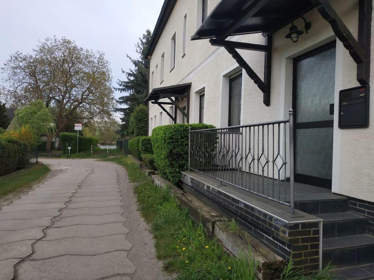 Fw Budueren Mit Oeffentlichem Wasserzugang Ketzin Exterior foto
